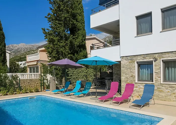 9 Bedroom Awesome In Starigrad Dom wakacyjny *