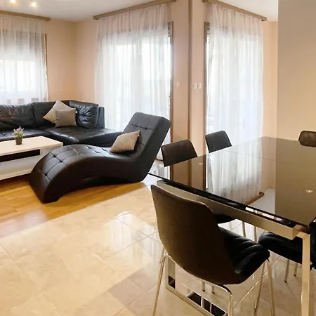 9 Bedroom Awesome In Starigrad *